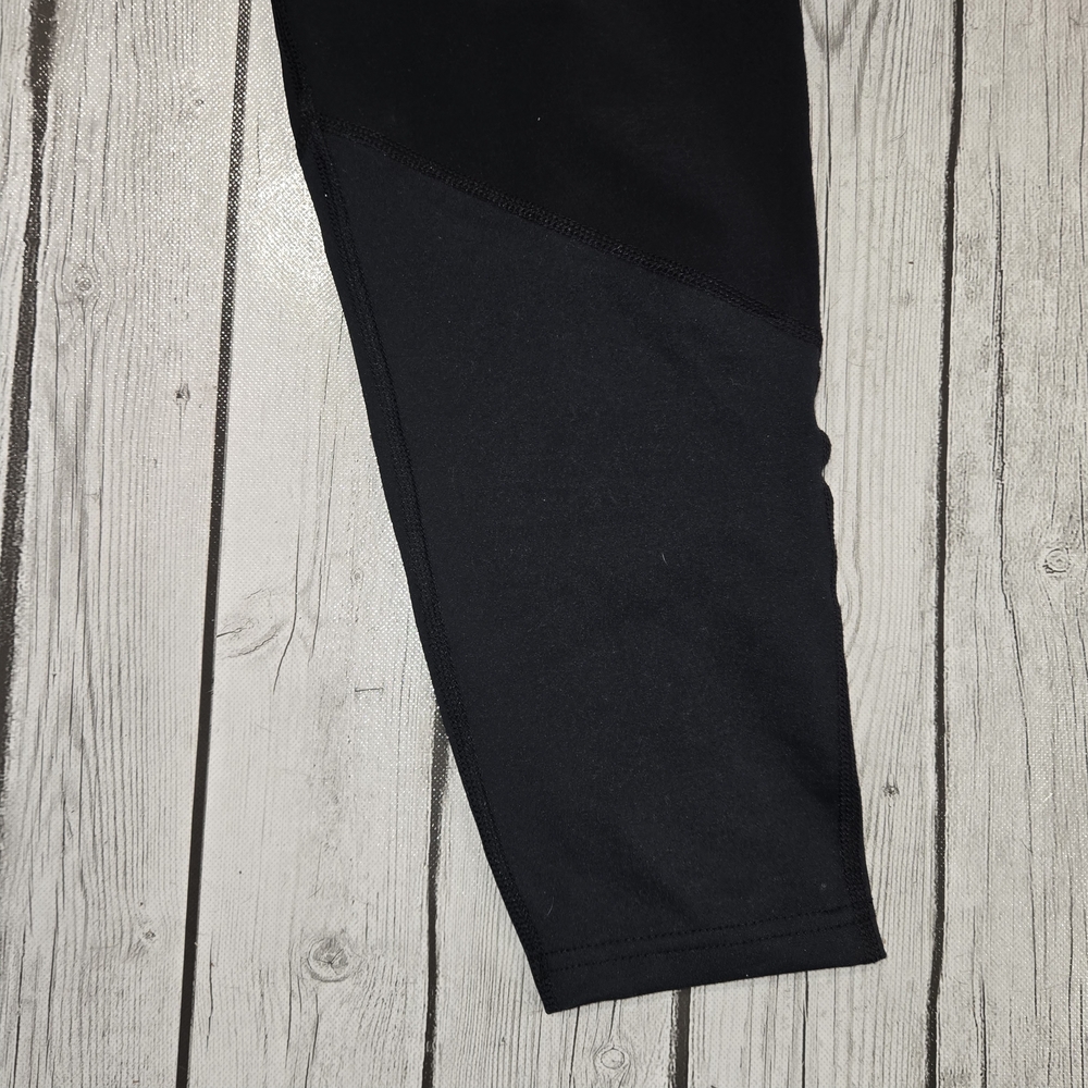 NWOT Columbia Classic Black Fitted Mixed Media Performance Pants Womens M - Picture 2 of 8